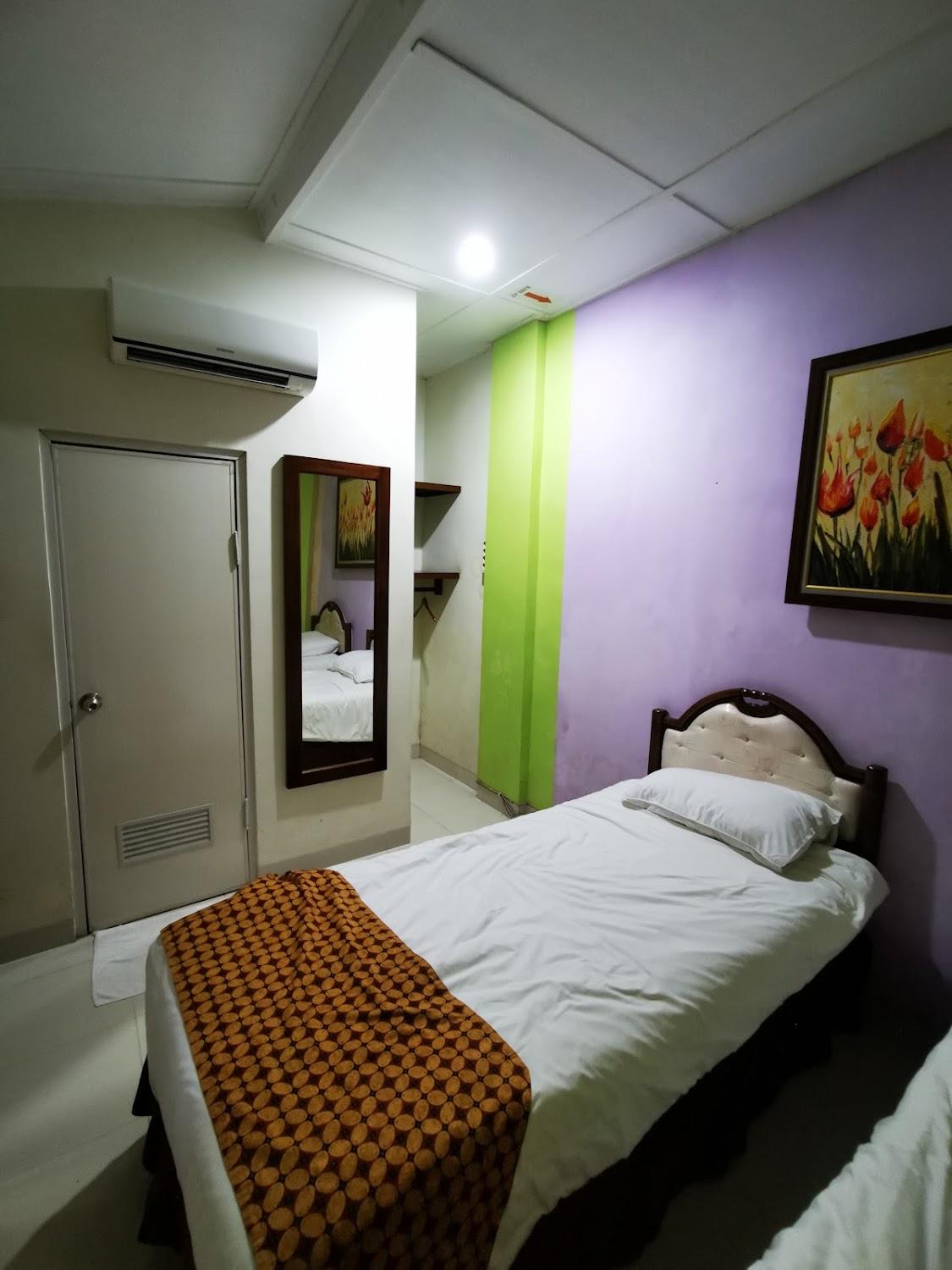 Cover Image for The Kresna Hotel