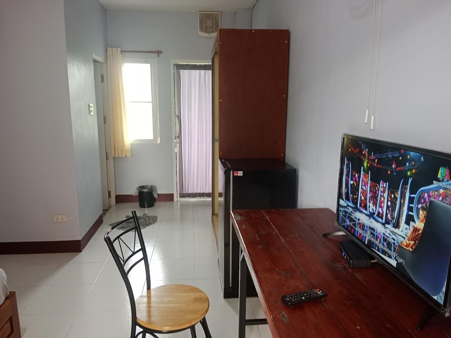 Cover Image for Gone-DaiDai Apartment