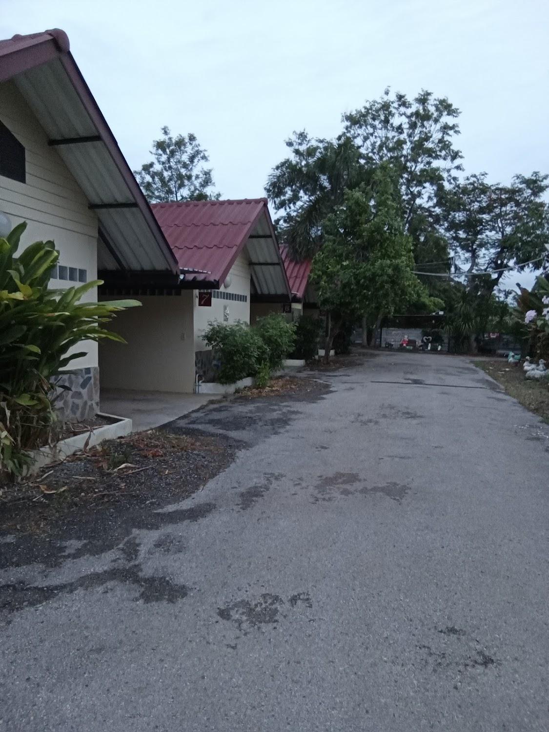Cover Image for บ้านเคียงดาว