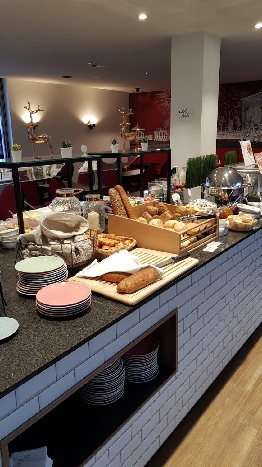 Cover Image for ibis Styles Halle