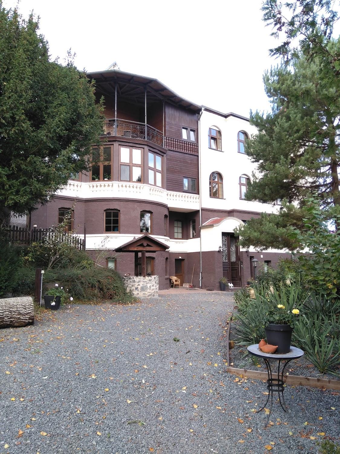 Cover Image for Pension Felsengrund- alcyone
