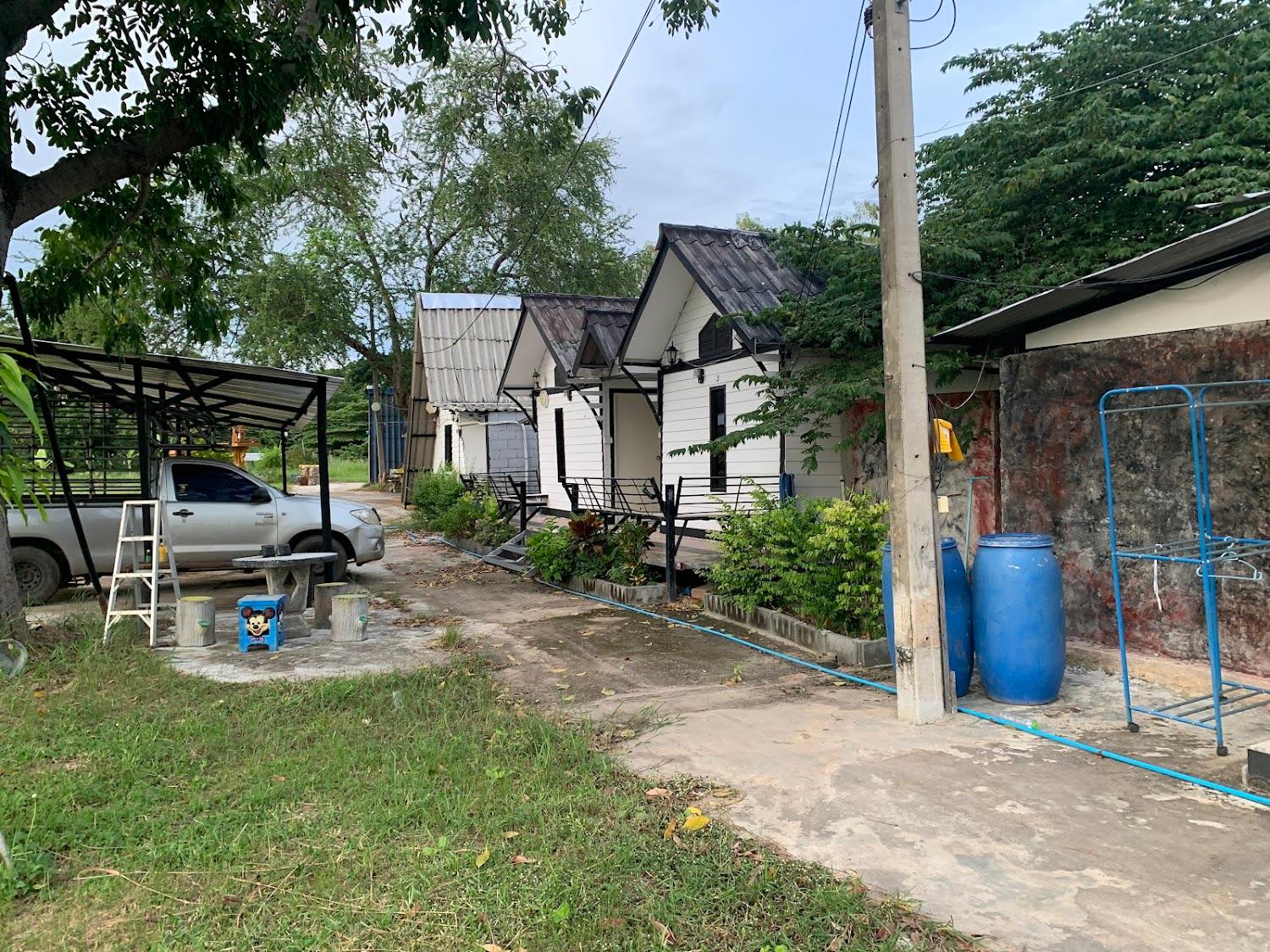 Cover Image for บ้านวิวริมน้ำ