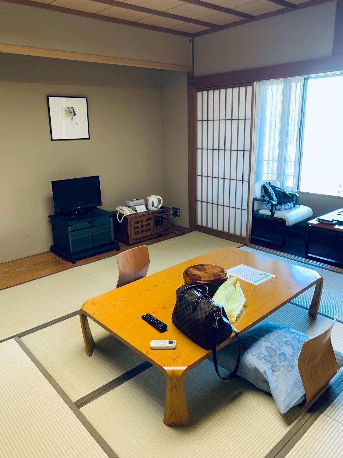 Cover Image for Shion Atami