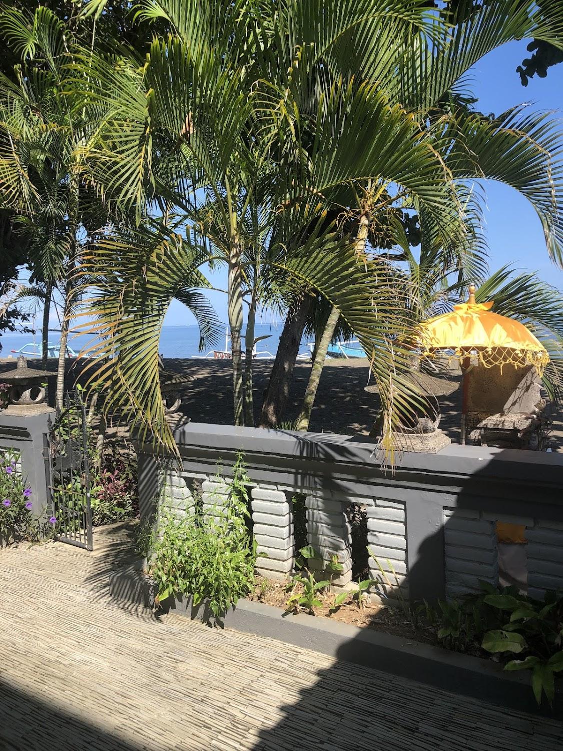 Cover Image for Spice House Inn
