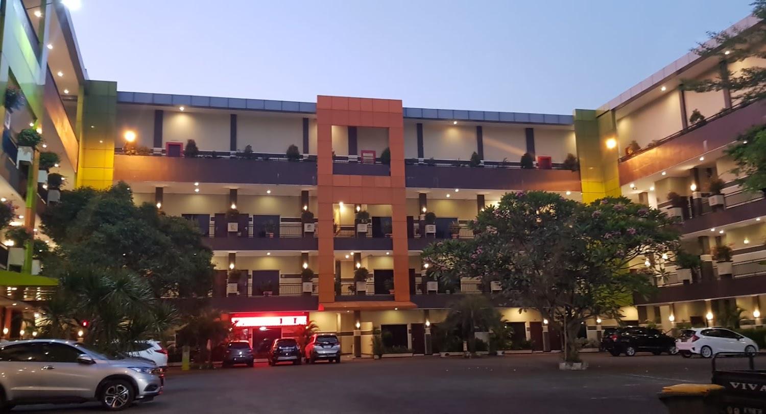 Cover Image for New Merdeka Hotel Pati