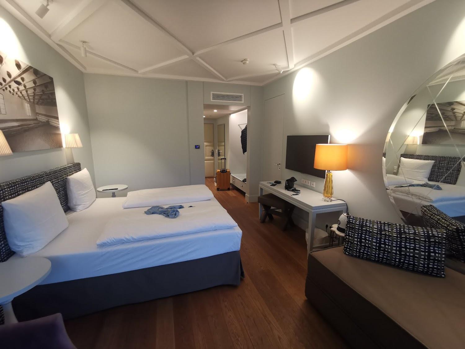 Cover Image for Hotel Augustin