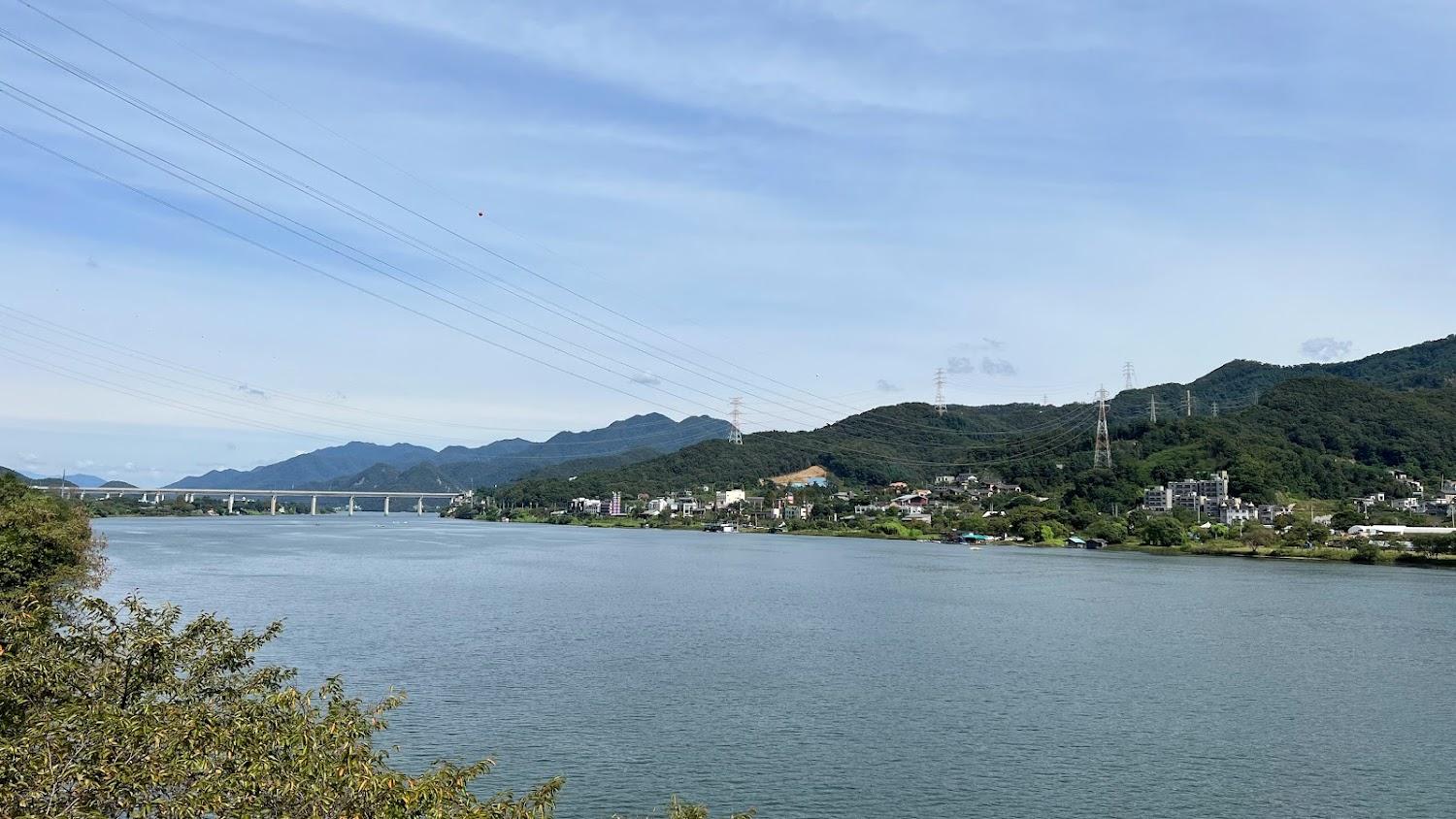 Cover Image for 리버힐빌리지
