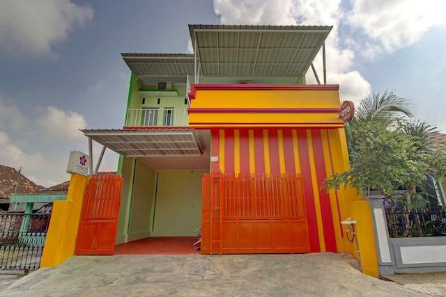 Cover Image for Super OYO 3774 Orchid 37 Syariah Guest House