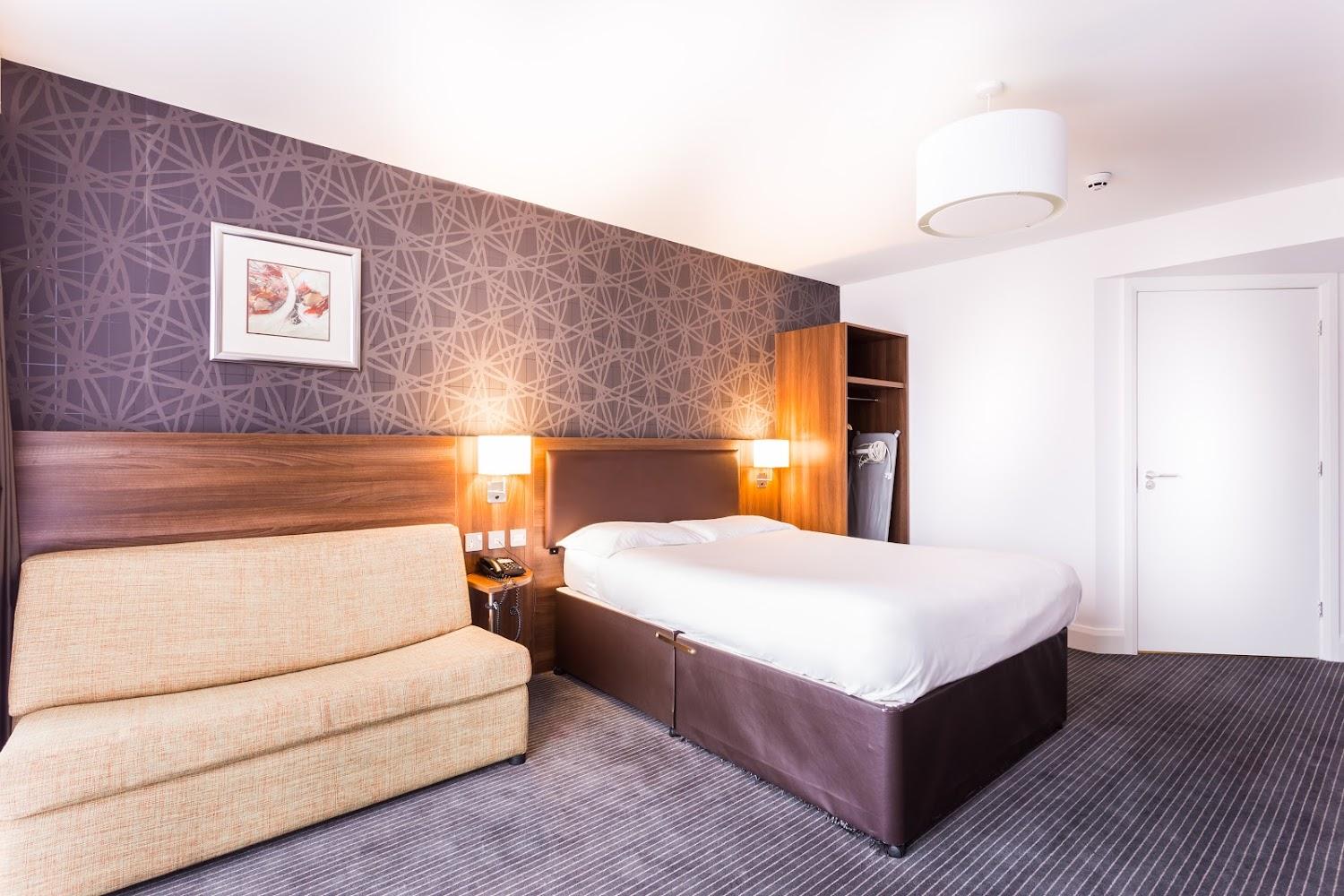 Cover Image for Cairn Hotel Group, Newcastle