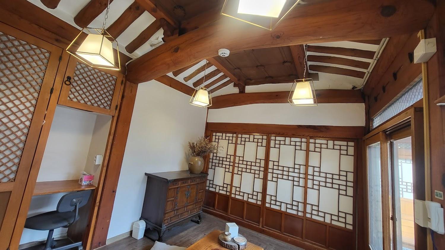 Cover Image for STAY256 Hanok Guesthouse
