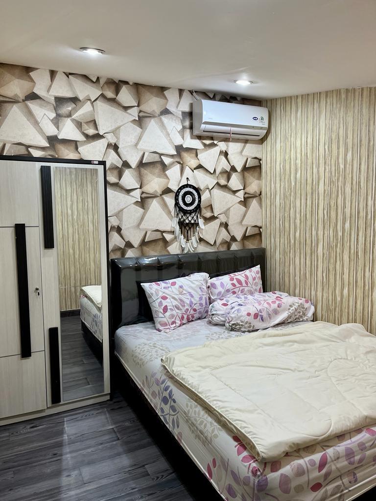 Cover Image for Budjamin’s Villa