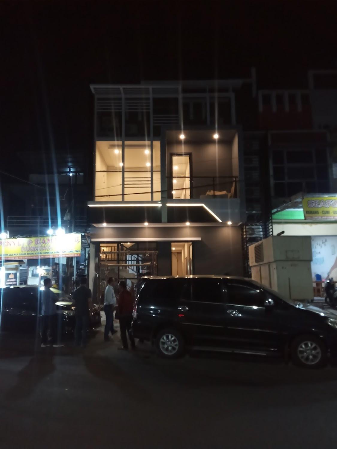 Cover Image for UpCity Express Hotel Semarang by Pillow