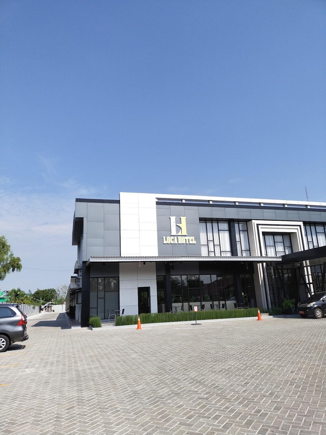 Cover Image for Loca Hotel
