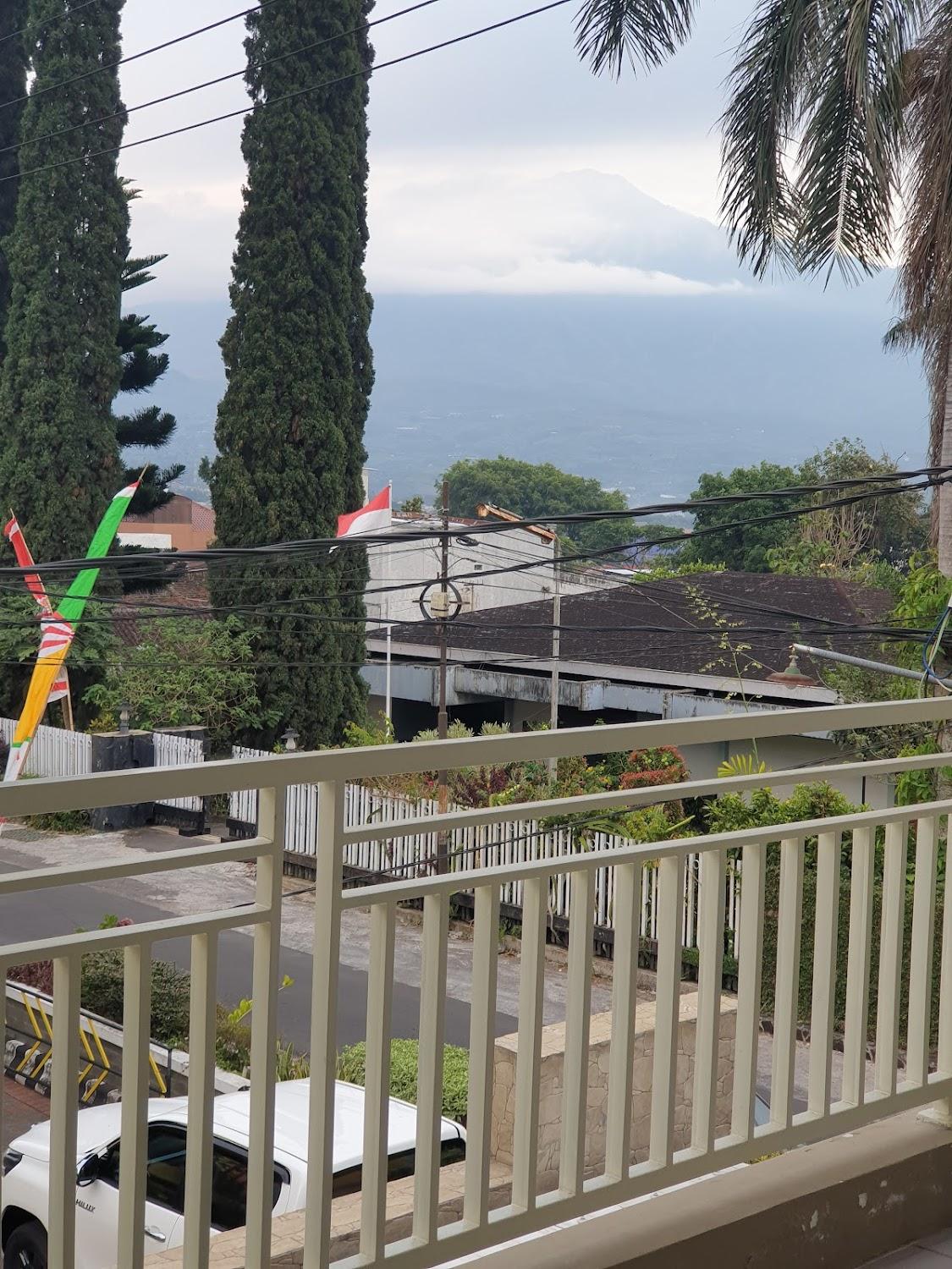Cover Image for OMA KHANSA (Oma Batu Residence C -1)
