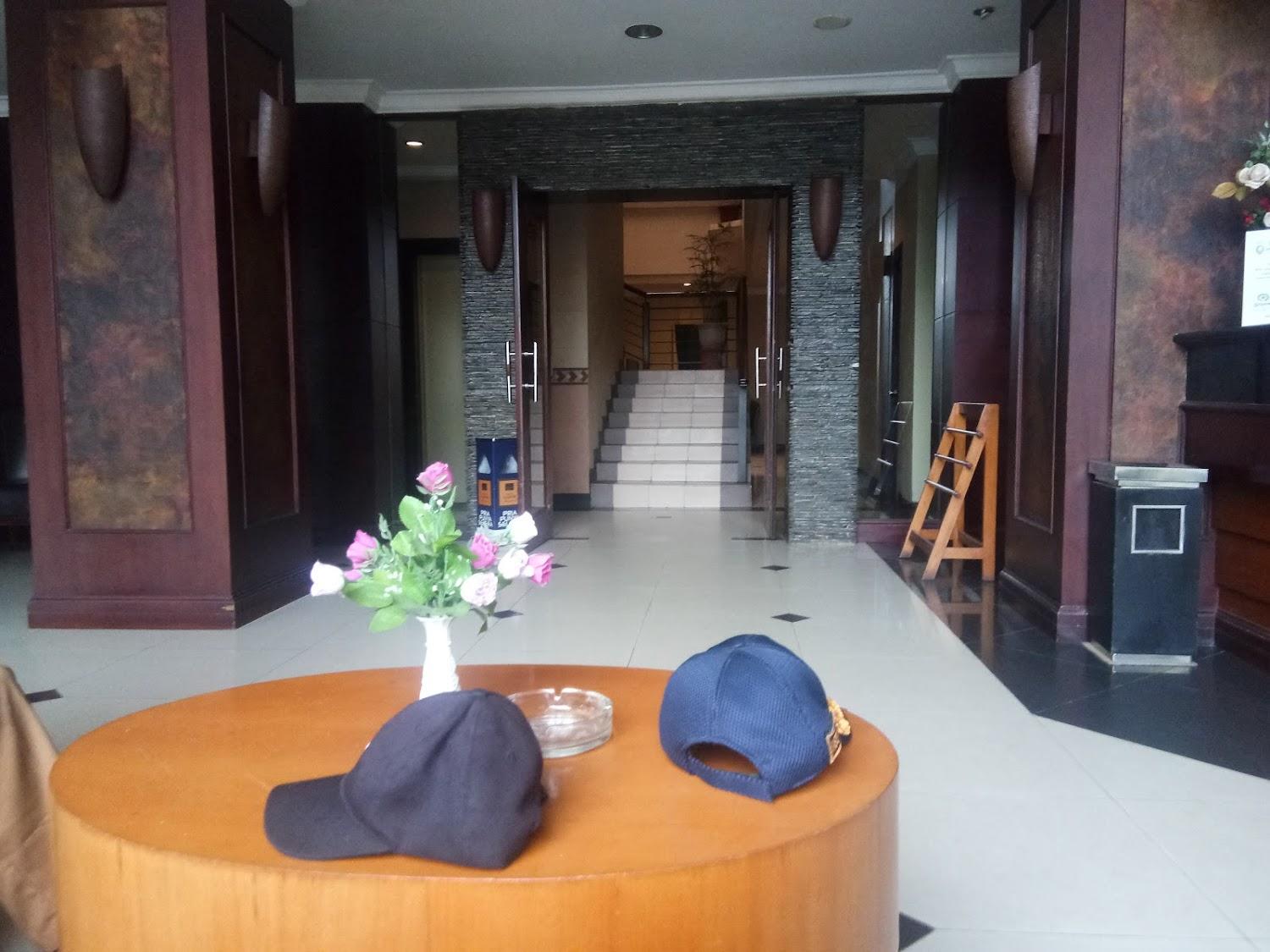 Cover Image for Harmonis Hotel