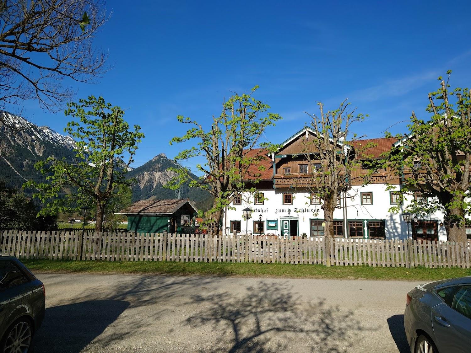 Cover Image for Gutshof zum Schluxen