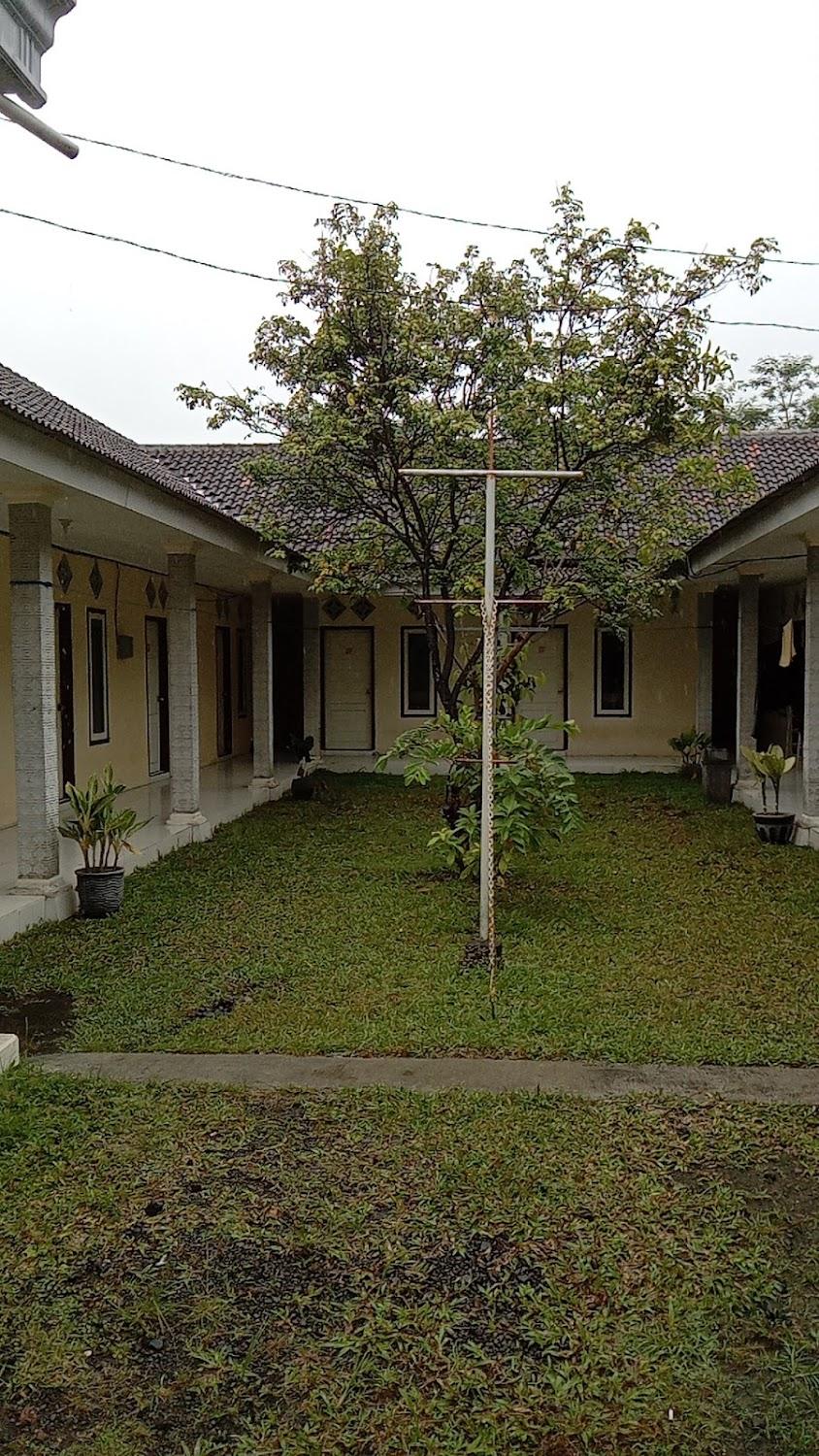 Cover Image for Rumah kost islami family residence