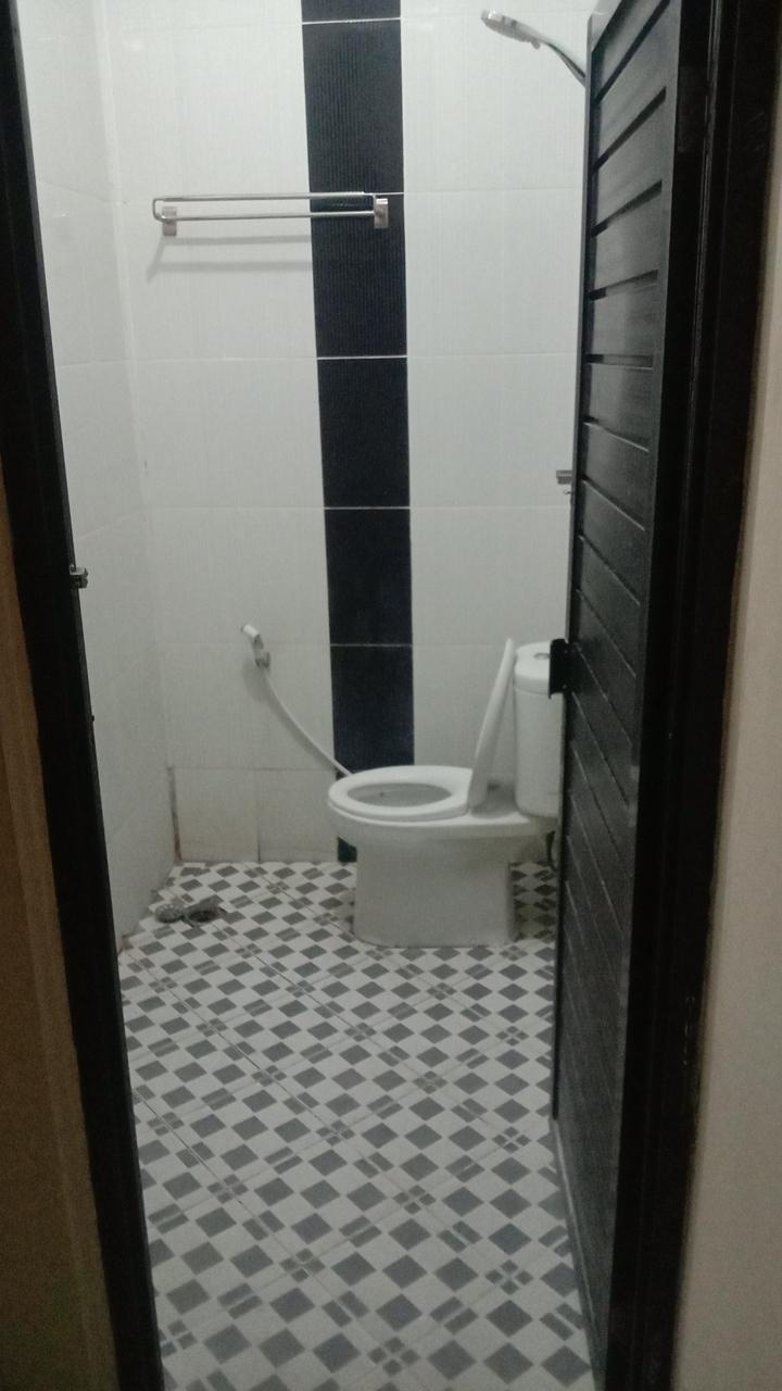 Cover Image for RedDoorz near Mutiara SIS Al Jufrie Airport Palu