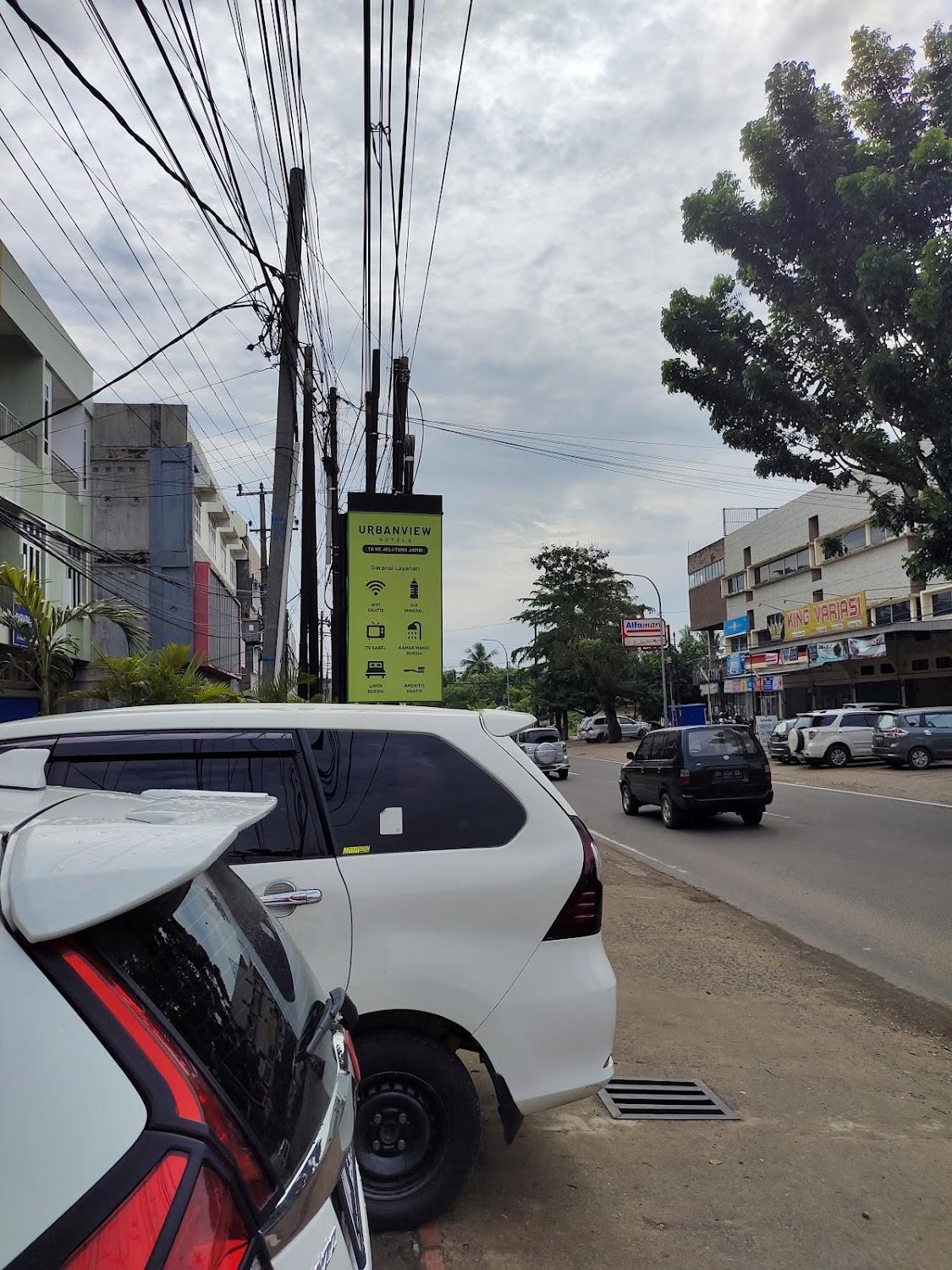 Cover Image for Urbanview Hotel Ta Ke Jelutung Puncak Jambi