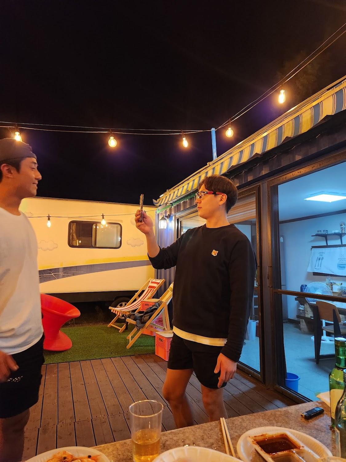 Cover Image for 무창포카라반파크