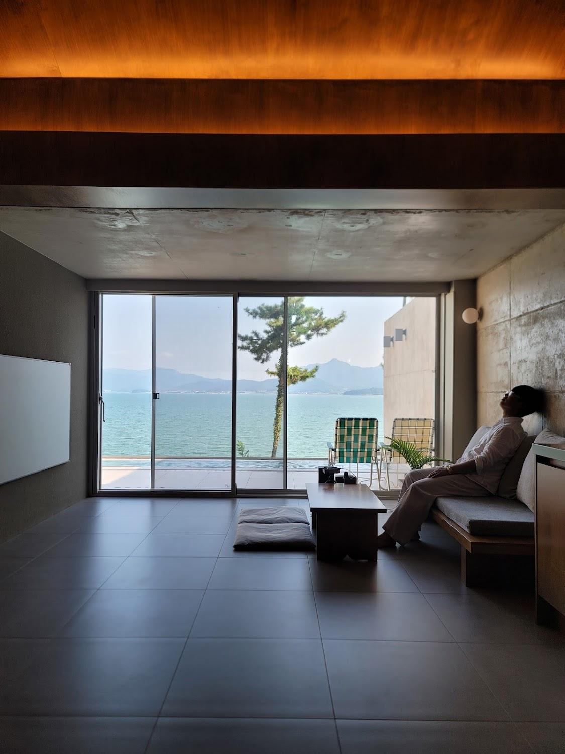 Cover Image for Yeoyeodam