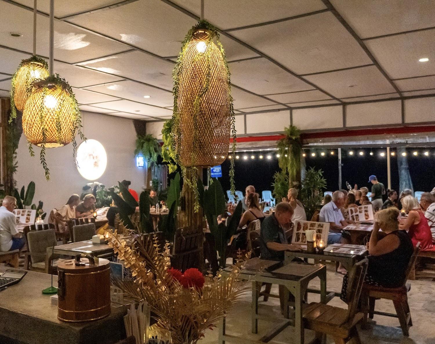Cover Image for Deng's Kamala Restaurant & Guesthouse