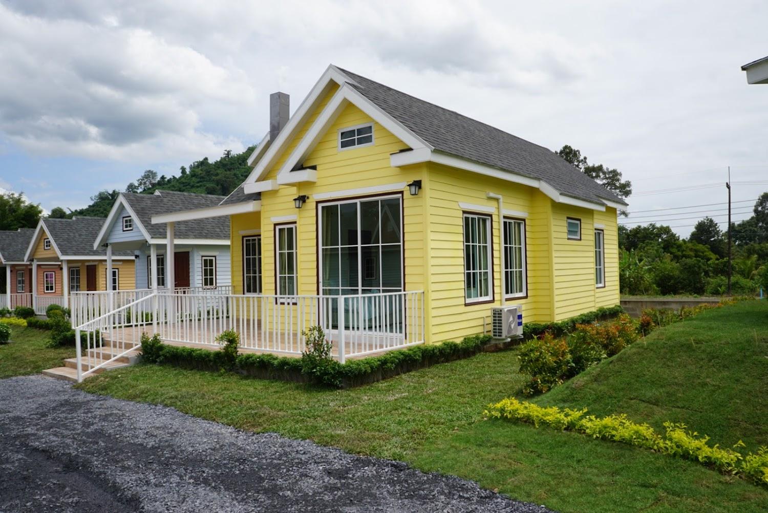 Cover Image for Evie Mae Resort