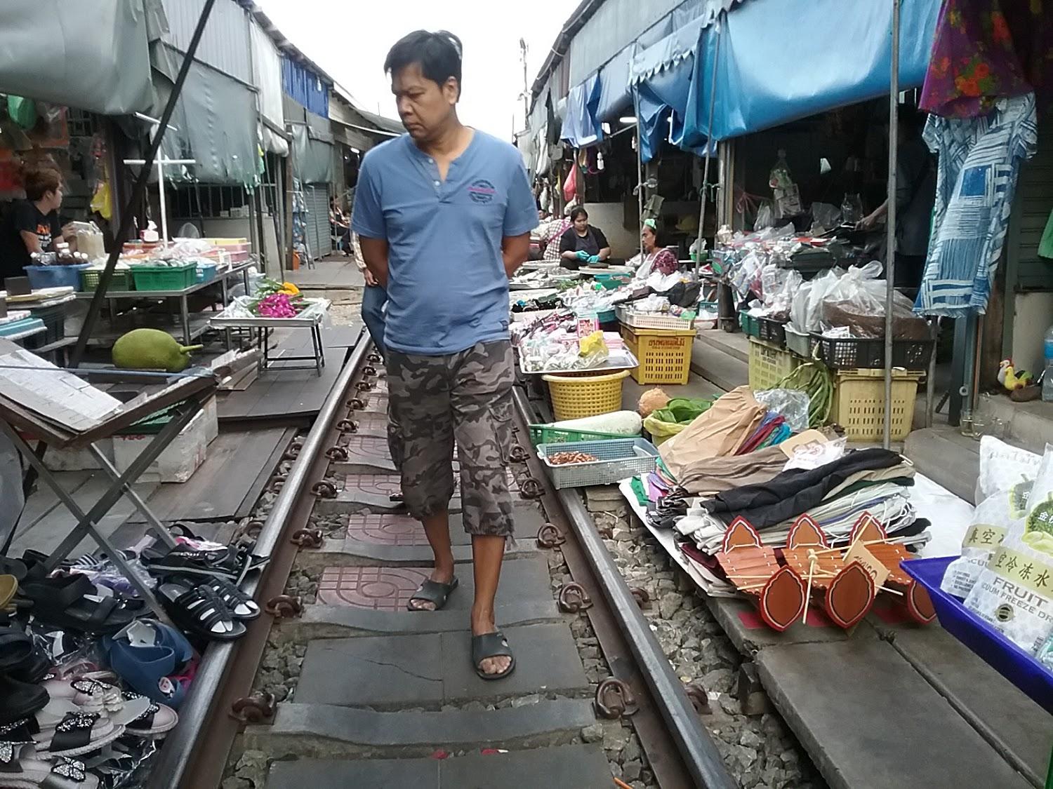 Cover Image for แสนสุขรีสอร์ท