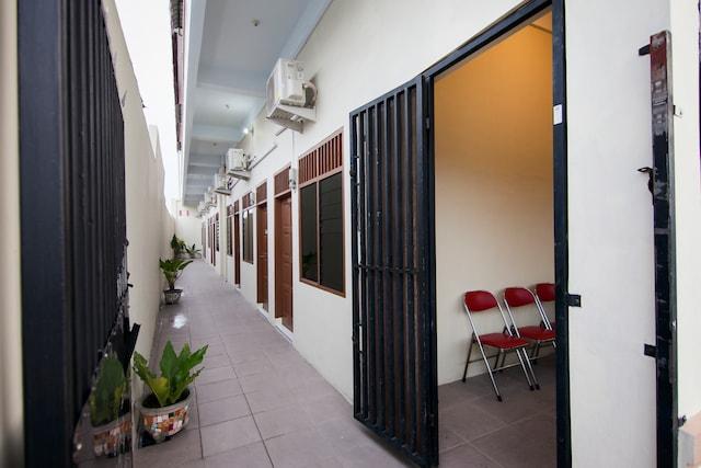 Cover Image for OYO 885 Tangkul Residence