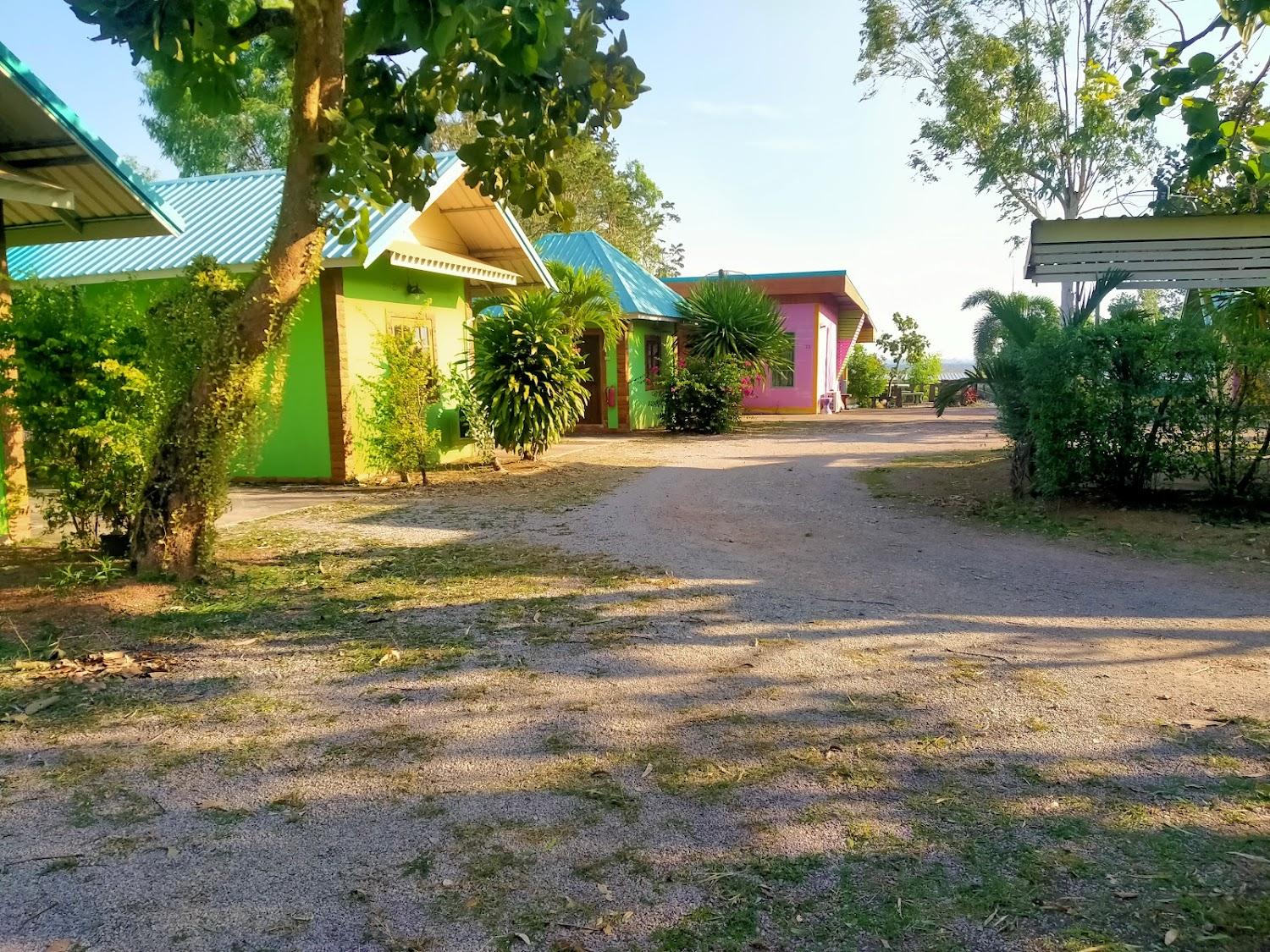 Cover Image for ทองกวาวรีสอร์ท