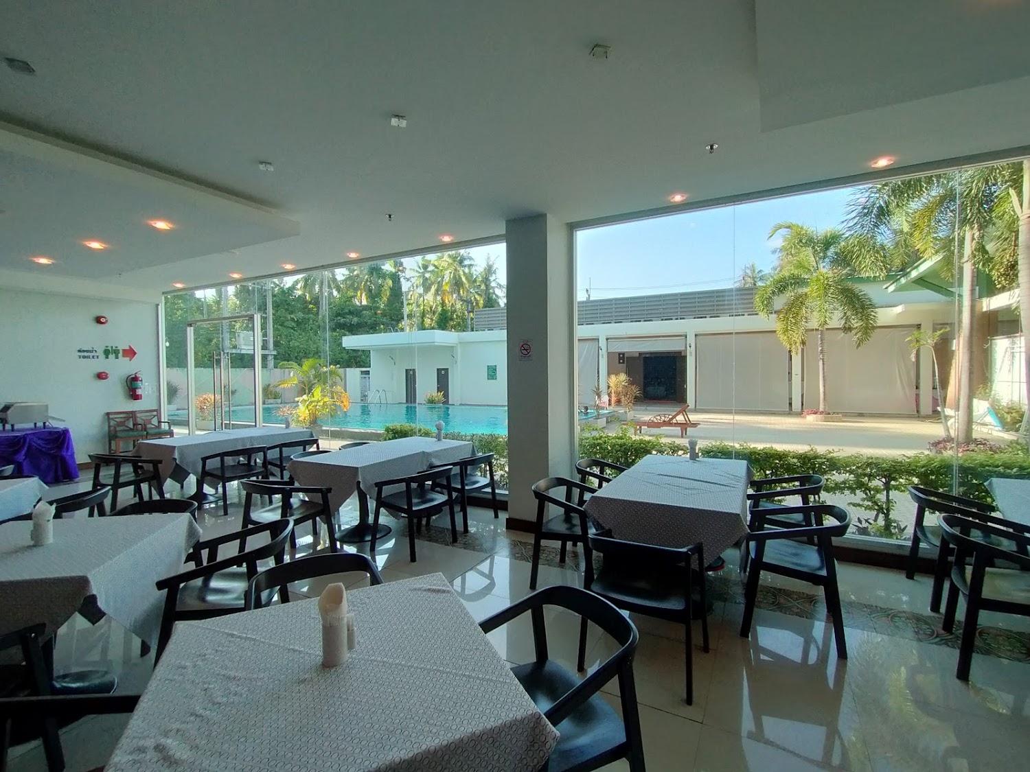 Cover Image for The Flora May Resort