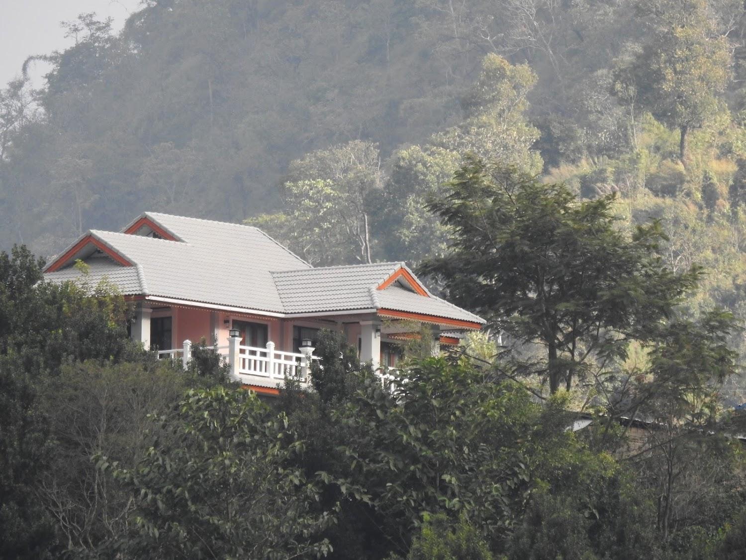 Cover Image for Charlie resort