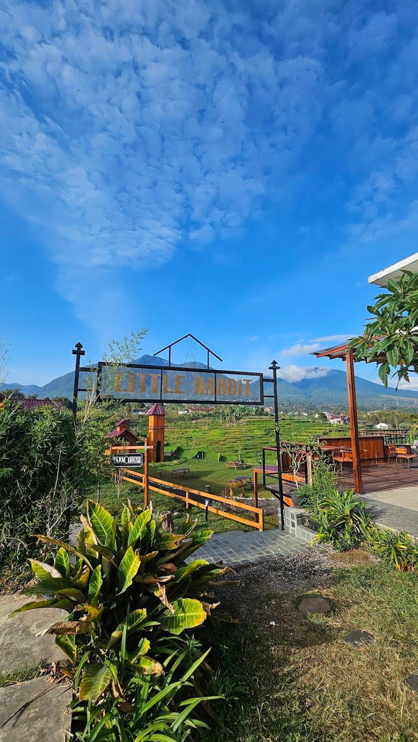 Cover Image for Sky Terrace Ruteng