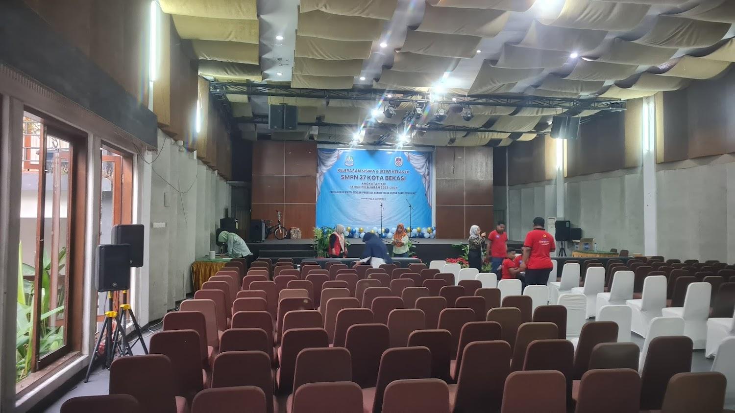 Cover Image for The Radiant Hotel & Function Hall