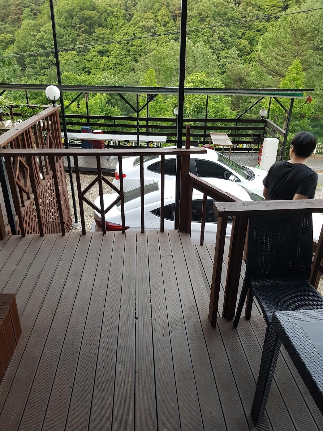 Cover Image for 예지네펜션