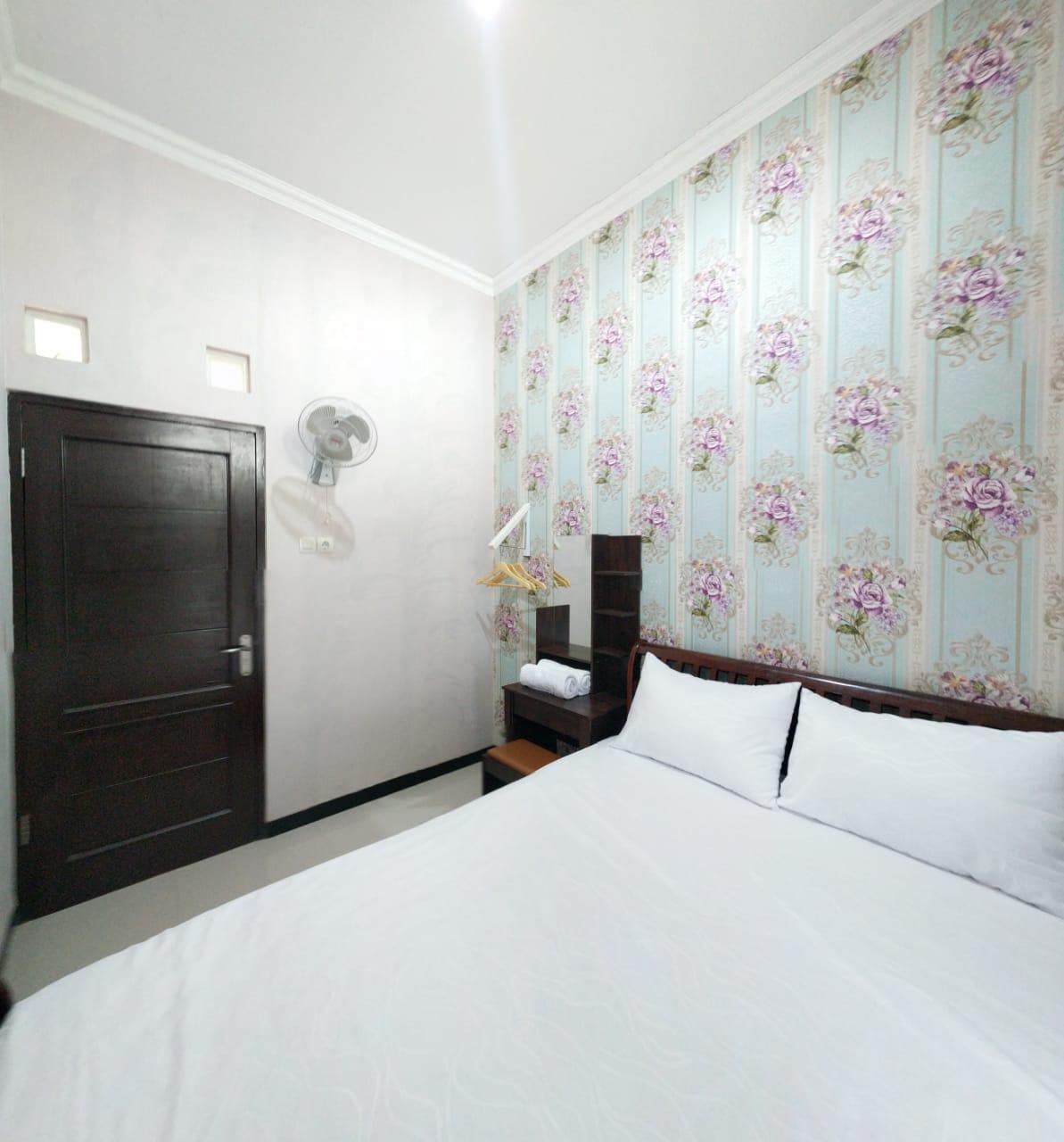 Cover Image for Kenanga Guest House Purwokerto