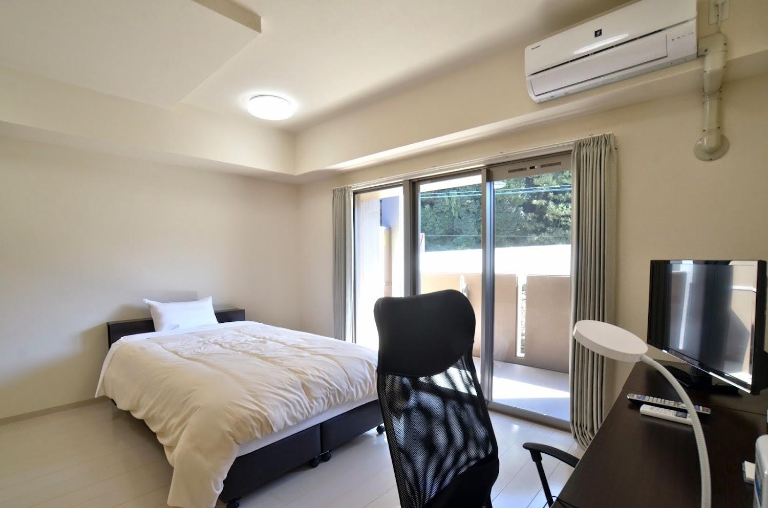 Cover Image for New Station Hotel Residence