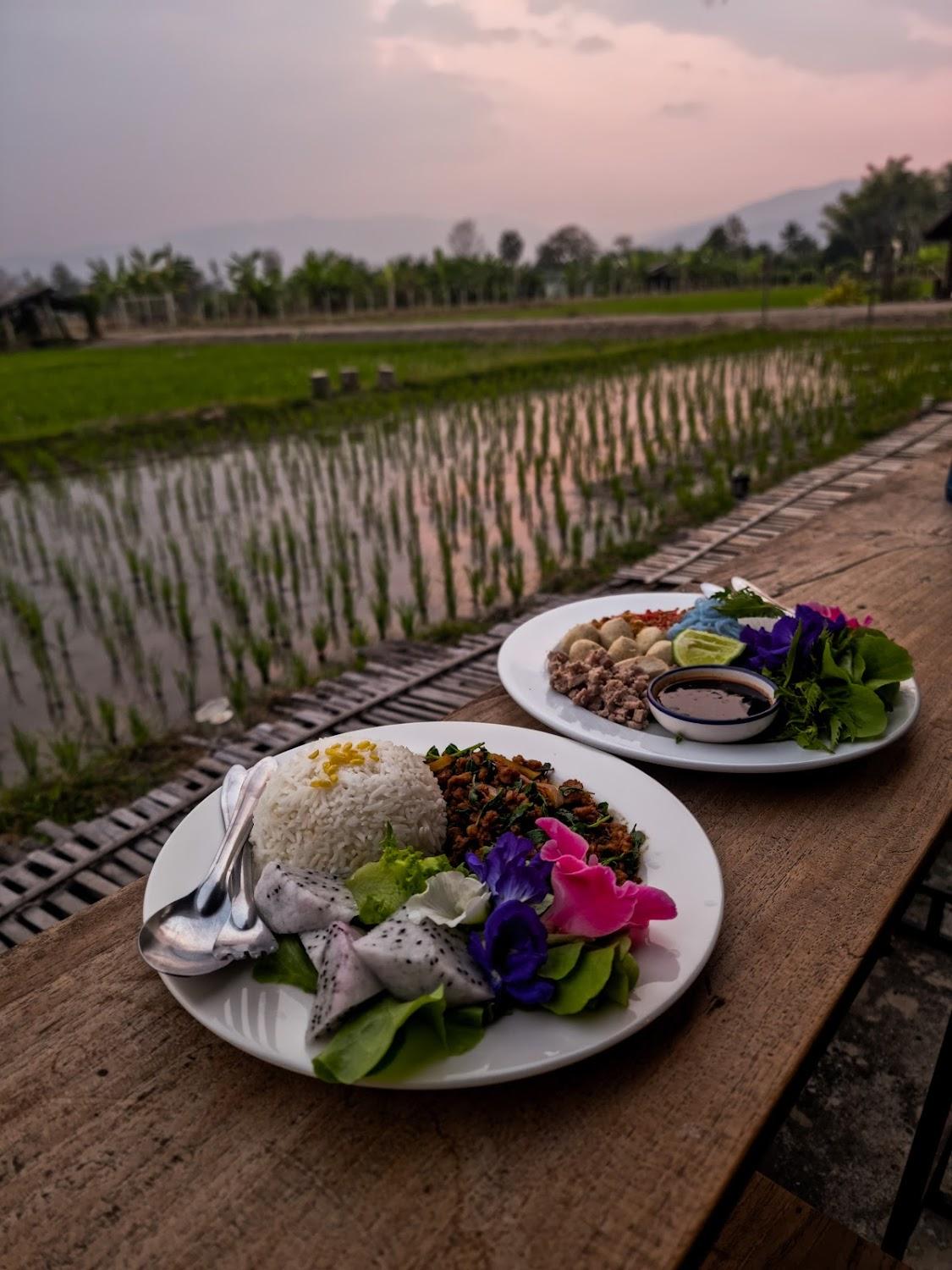 Cover Image for Huean Kwan Khao
