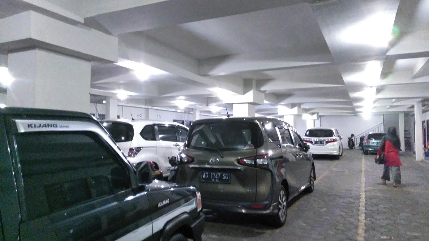 Cover Image for D'Paragon Jalan Jogja Semarang