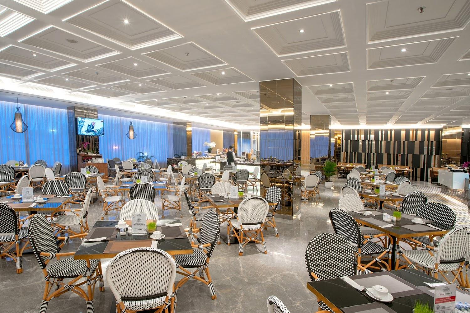 Cover Image for The ZHM Premiere Hotel Padang