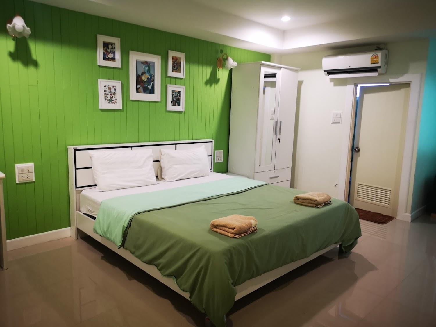 Cover Image for UJ Apartment
