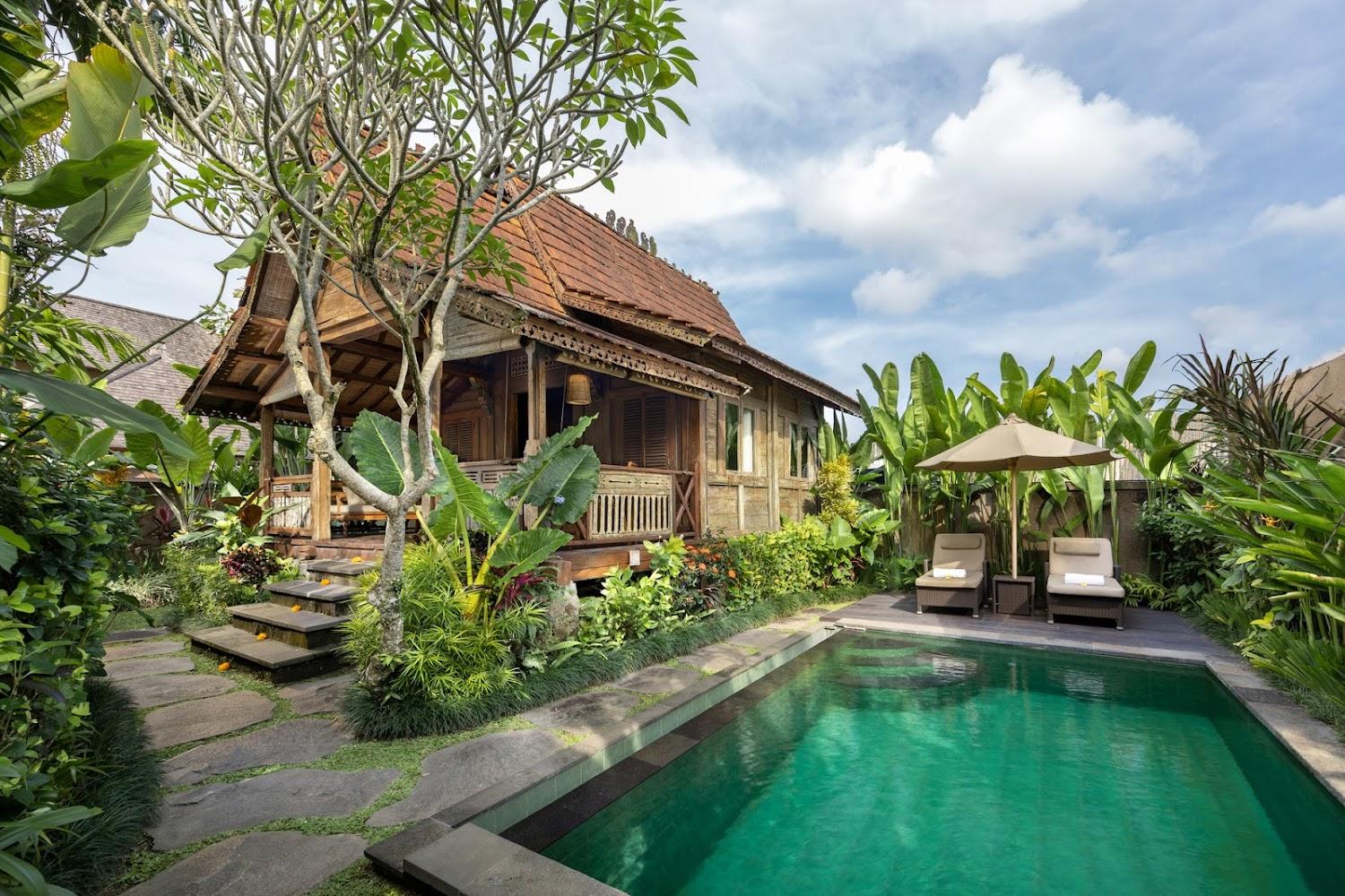 Cover Image for Pramana Watu Kurung