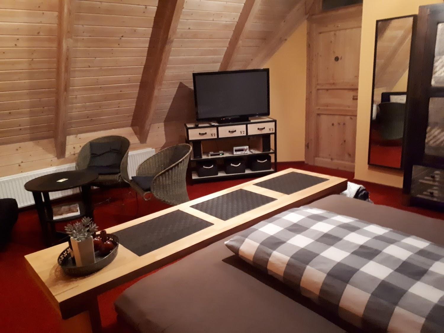 Cover Image for bed-and-breakfast-itzehoe