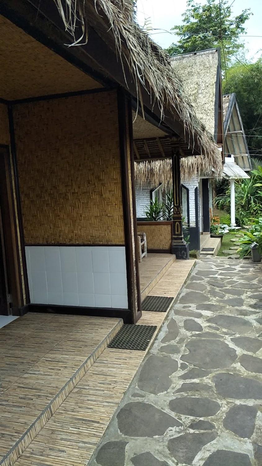Cover Image for Bulan Cafe and Cottages