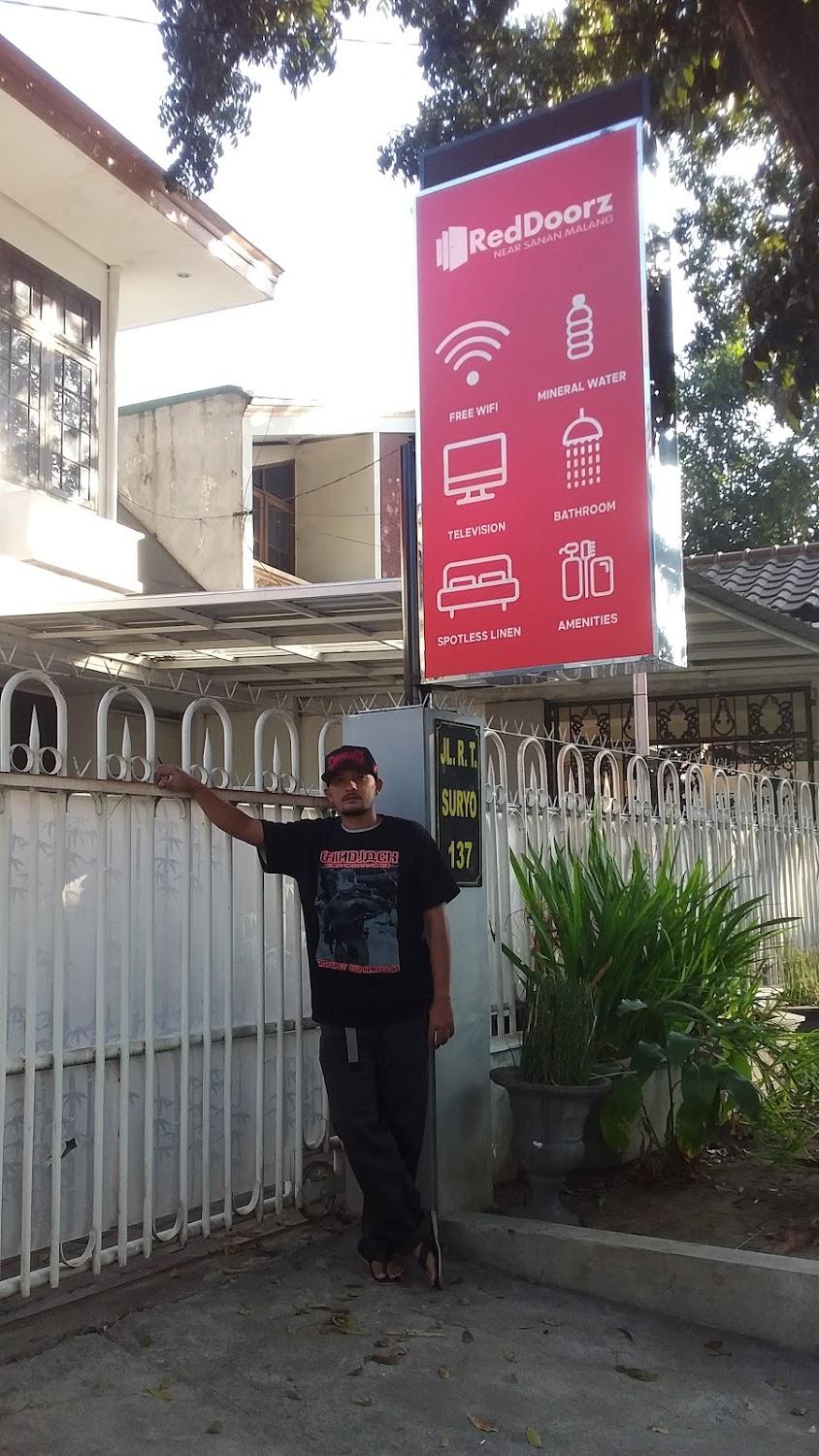 Cover Image for RedDoorz near Sanan Malang