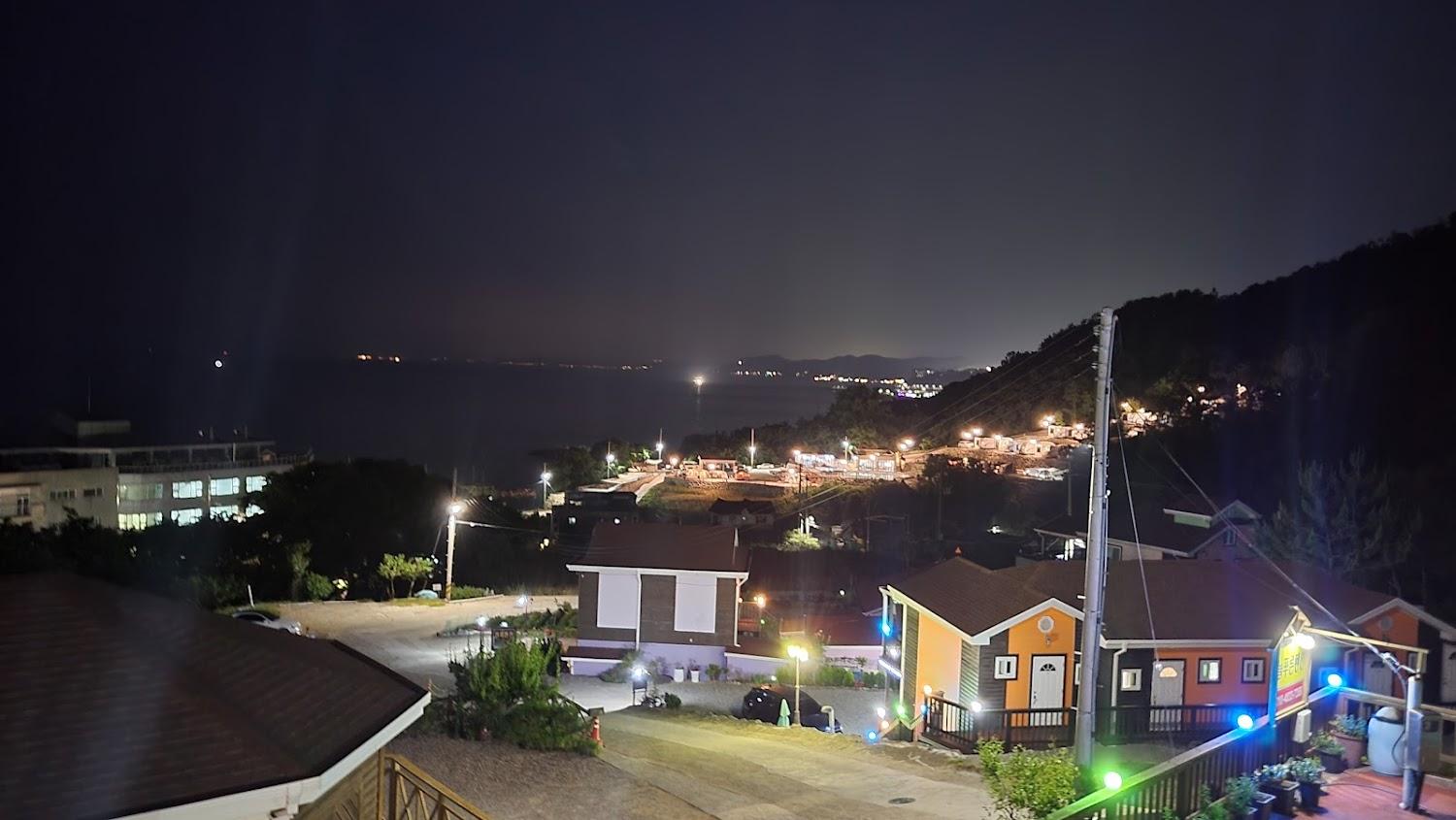 Cover Image for 늘푸른펜션