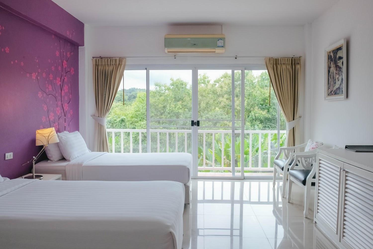 Cover Image for Phukaew Resort & Adventure Park