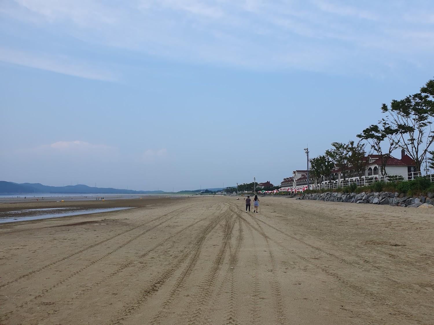 Cover Image for 신두리추억만들기