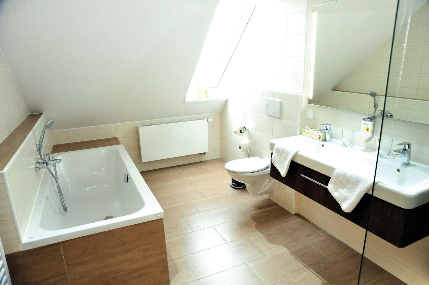Cover Image for Bernstein Acamed Resort - Erlebnis- & Wellnesshotel
