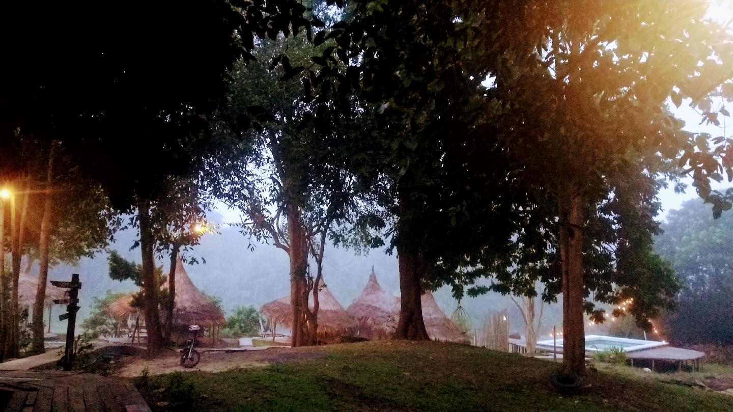 Cover Image for Khanchong kawanaที่พักริมท่าล่องแก่งเขื่อนแควน้อยบำรุงแดน